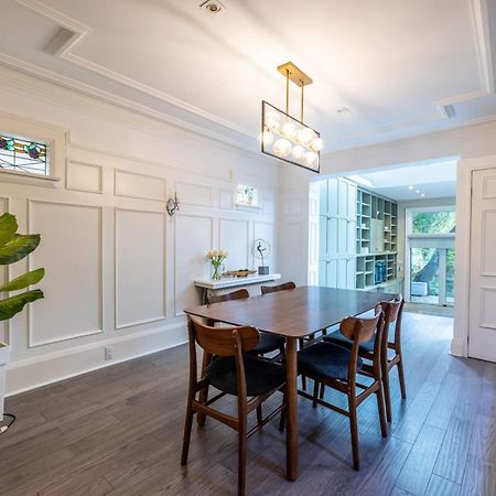 Double Bedroom On Up Or 3 Bedrooms In Basement Near Eglinton Subway Station Toronto Exterior photo
